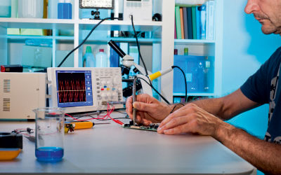 Electronic device in a tetsing lab